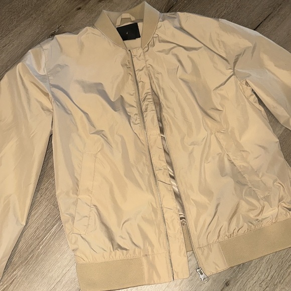 H & M jacket - Picture 1 of 6